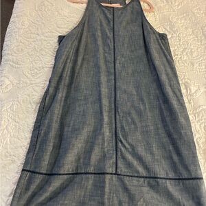 GAP Sleeveless Chambray Shift Dress in Light Denim Blue